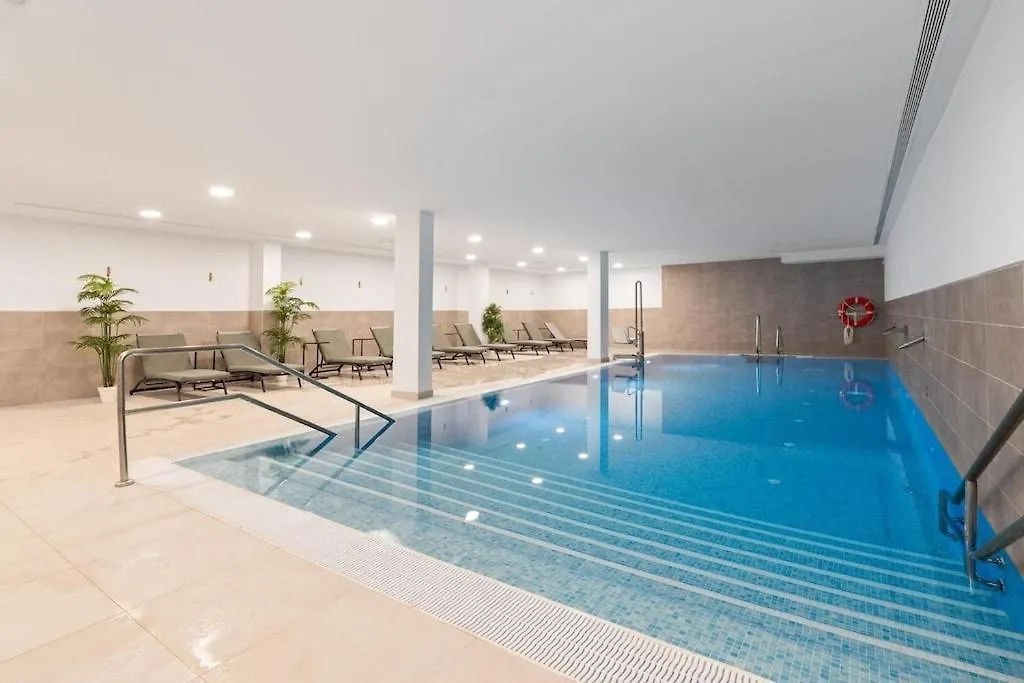 Chic 2-Bedroom Getaway In La Cala De Mijas Rdr466